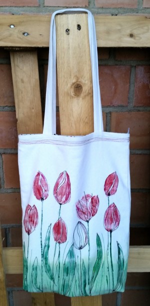 tulip bag back